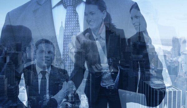 businessmen-6479839_1280